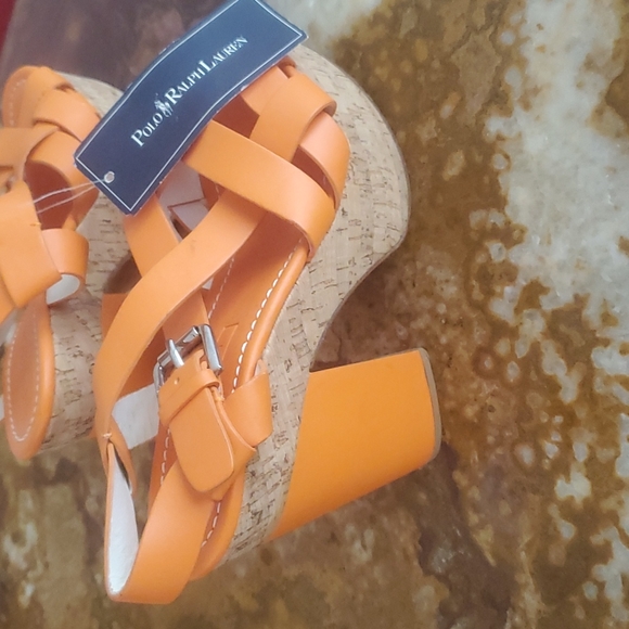 Polo Ralph Lauren Purple Label Platform Heel Shoe, New Shelf Pull $525.00 Retail - Picture 3 of 11